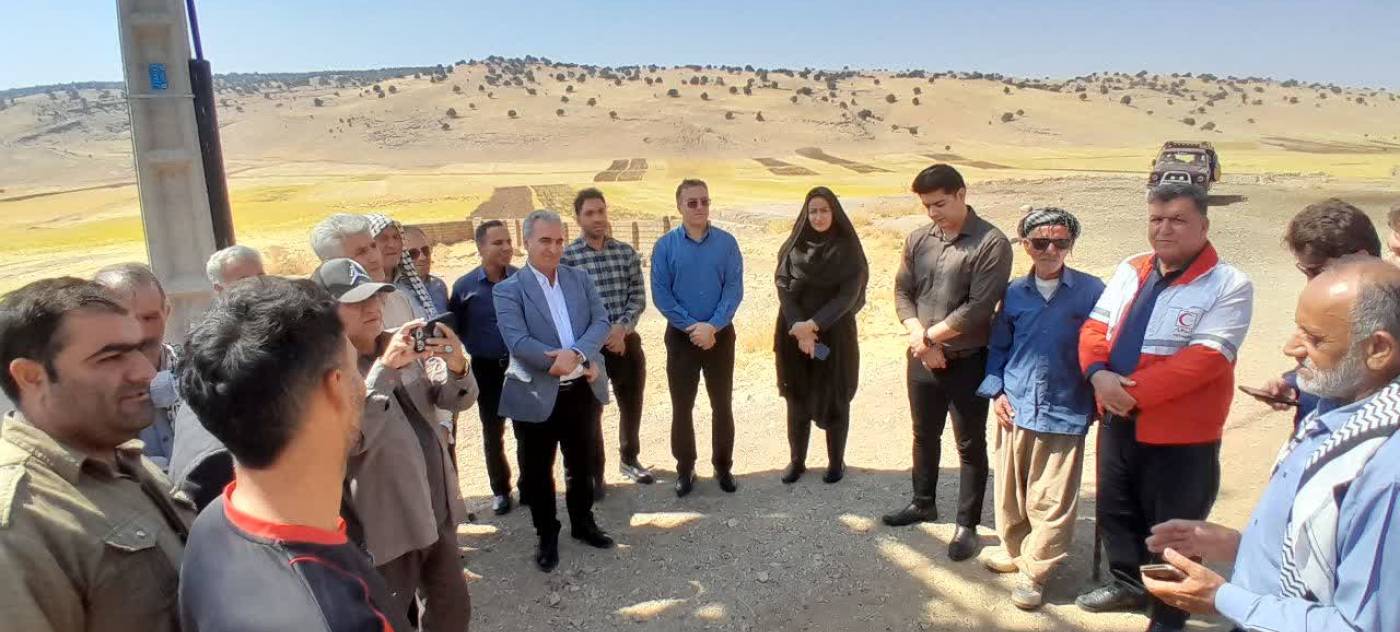 بازدید فرماندار ایوان از روستای درگه و بررسی مسائل و مشکلات روستائیان