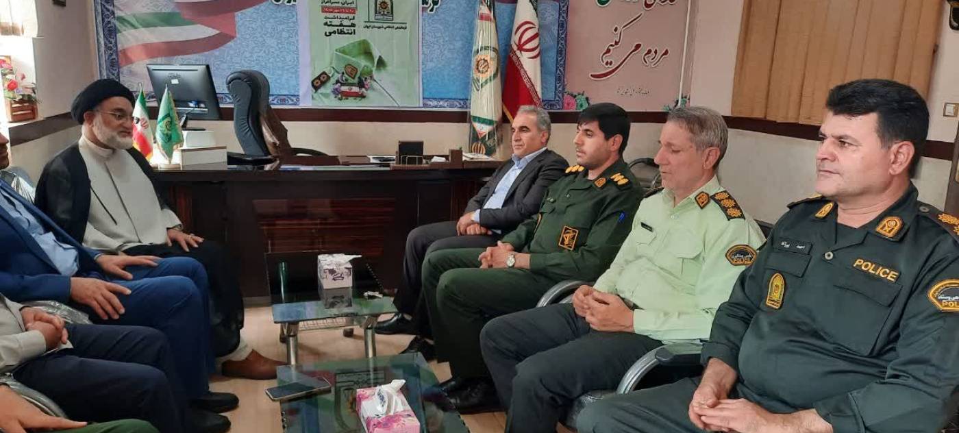 دیدار فرماندار و اعضای شورای تأمین با فرمانده انتظامی شهرستان ایوان