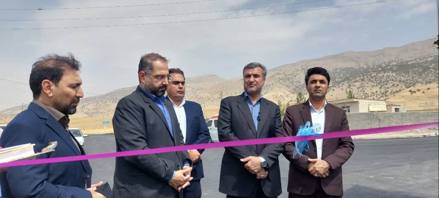 زیرساخت‌های ناحیه صنعتی ملکشاهی برای جذب سرمایه‌گذاران تقویت شد