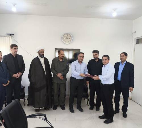 تکریم رئیس پیشین و معارفه رئیس جدید بنیاد شهید و امور ایثارگران شهرستان ملکشاهی