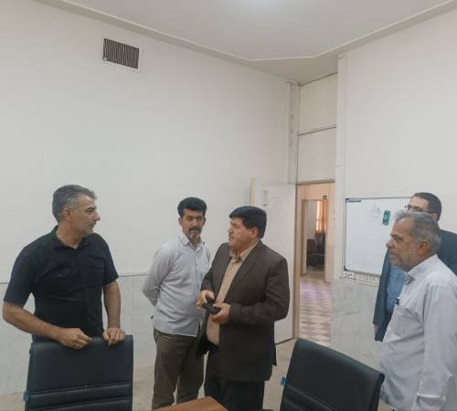 بازدید فرماندار شهرستان از اداره ورزش و جوانان مهران